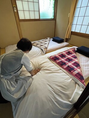 4 sovrum, skrivbord, strykjärn/strykbräda och gratis wi-fi