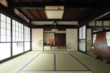 4 bedrooms, bed sheets. Old folk houseHigashiChichibu VillageFusion fac / Chichibu-gun Saitama