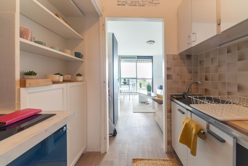 Le Merel - Studio Apartment, Sleeps 4