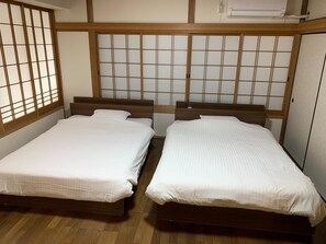 1 室のベッドルーム、アイロン / アイロン台、WiFi (無料)、ベッドシーツ