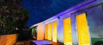 With an openair jacuzzi Private house for privat / Nago Okinawa