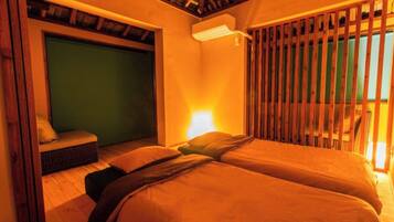 2 bedrooms, desk, free WiFi, bed sheets