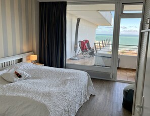 华丽公寓, 1 间卧室, 私人浴室, 海景 (Herrlicher Meerblick) | 1 多间卧室、特色装修、特色家居、笔记本电脑工作区