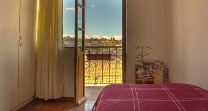 Beautiful apartment in the heart of Quito downtown! Balcony with stunning view .