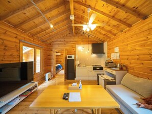 TV - A newly built log cabin for rent with a spacious  / Nasu-gun Tochigi (Nasu-gun)