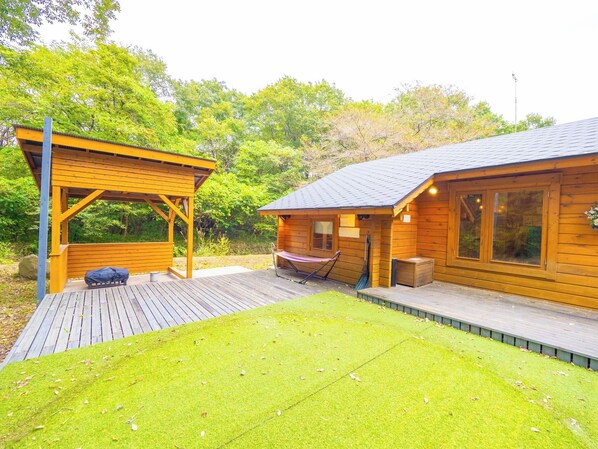 Property grounds - A newly built log cabin for rent with a spacious  / Nasu-gun Tochigi (Nasu-gun)