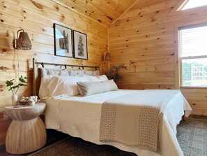 4 soveværelser, skrivebord, strygejern/strygebræt, gratis Wi-Fi