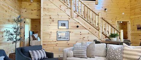 TV connectée, cheminée, baby-foot