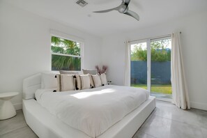 3 bedrooms, iron/ironing board, internet, bed sheets