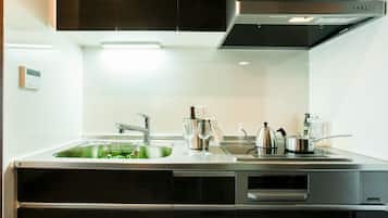 Fridge, microwave, cookware/dishes/utensils