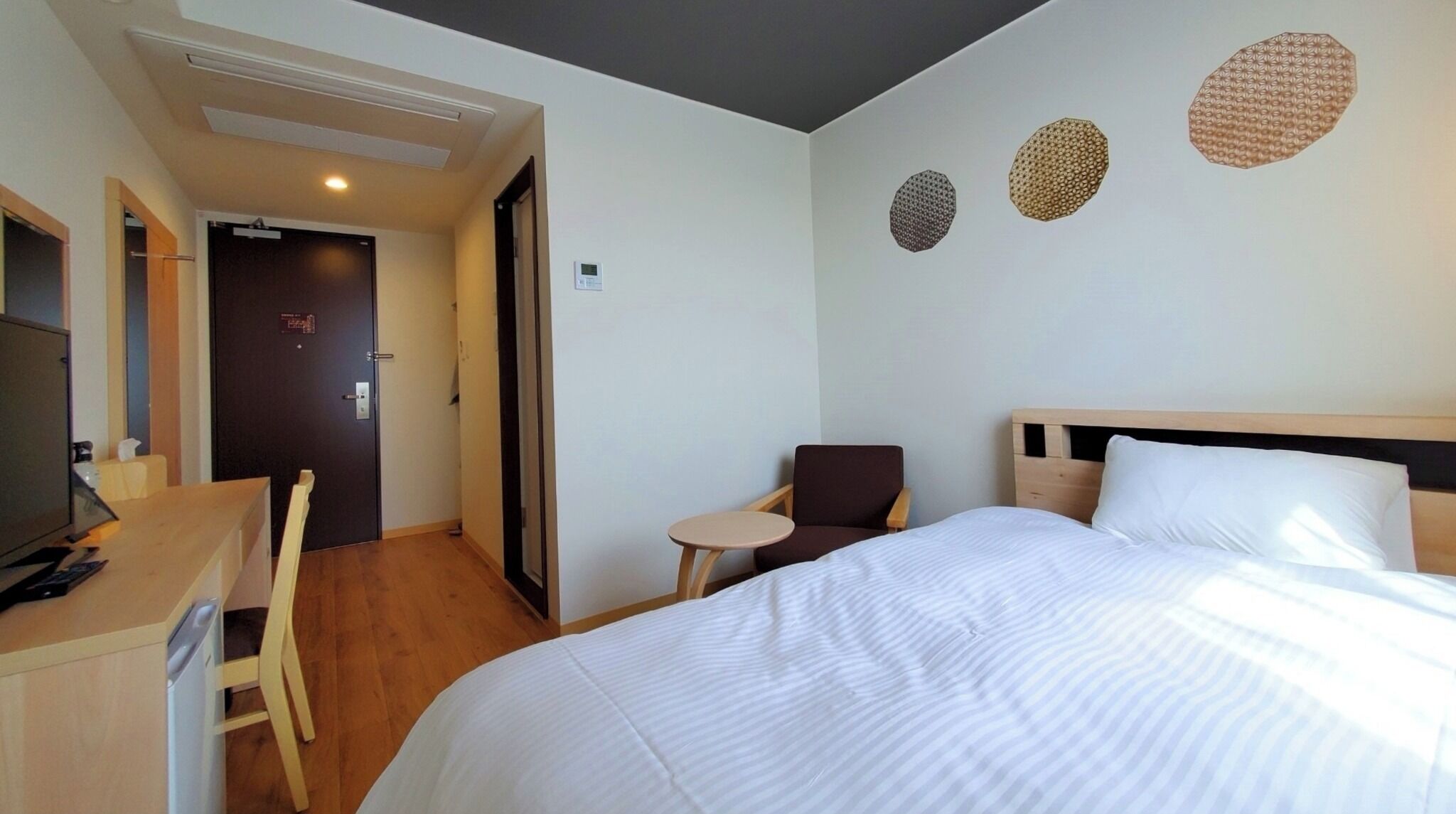 1 多间卧室、办公桌、熨斗/熨衣板、免费 WiFi