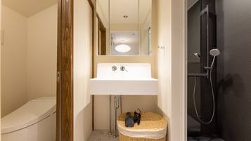 Hair dryer, towels