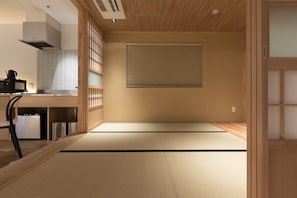 冰箱、微波炉、炉灶、厨具/餐具