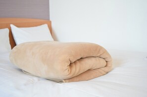 1 soverom, skrivebord, strykejern/-brett og wi-fi (inkludert)