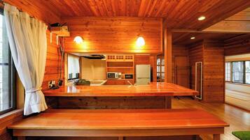 Fridge, microwave, stovetop, cookware/dishes/utensils