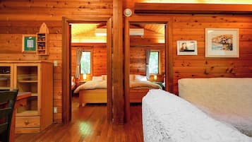 3 bedrooms, desk, free WiFi, bed sheets