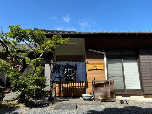An inn for rent / Oshima-machi Tokyo