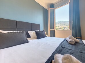 1 slaapkamer, een strijkplank/strijkijzer, gratis internet