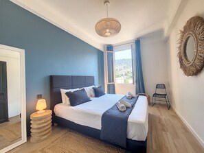 1 soverom, strykejern/-brett og internett (inkludert)