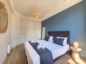 1 habitación, tabla de planchar con plancha y internet gratis