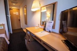 1 slaapkamer, een bureau, een strijkplank/strijkijzer, gratis wifi