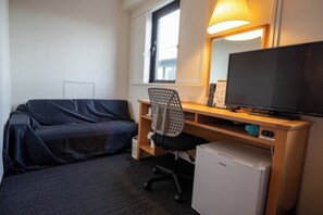 Interior - Deluxe Single Room NonSmoking Standard plan wi / Handa Aichi (Handa)