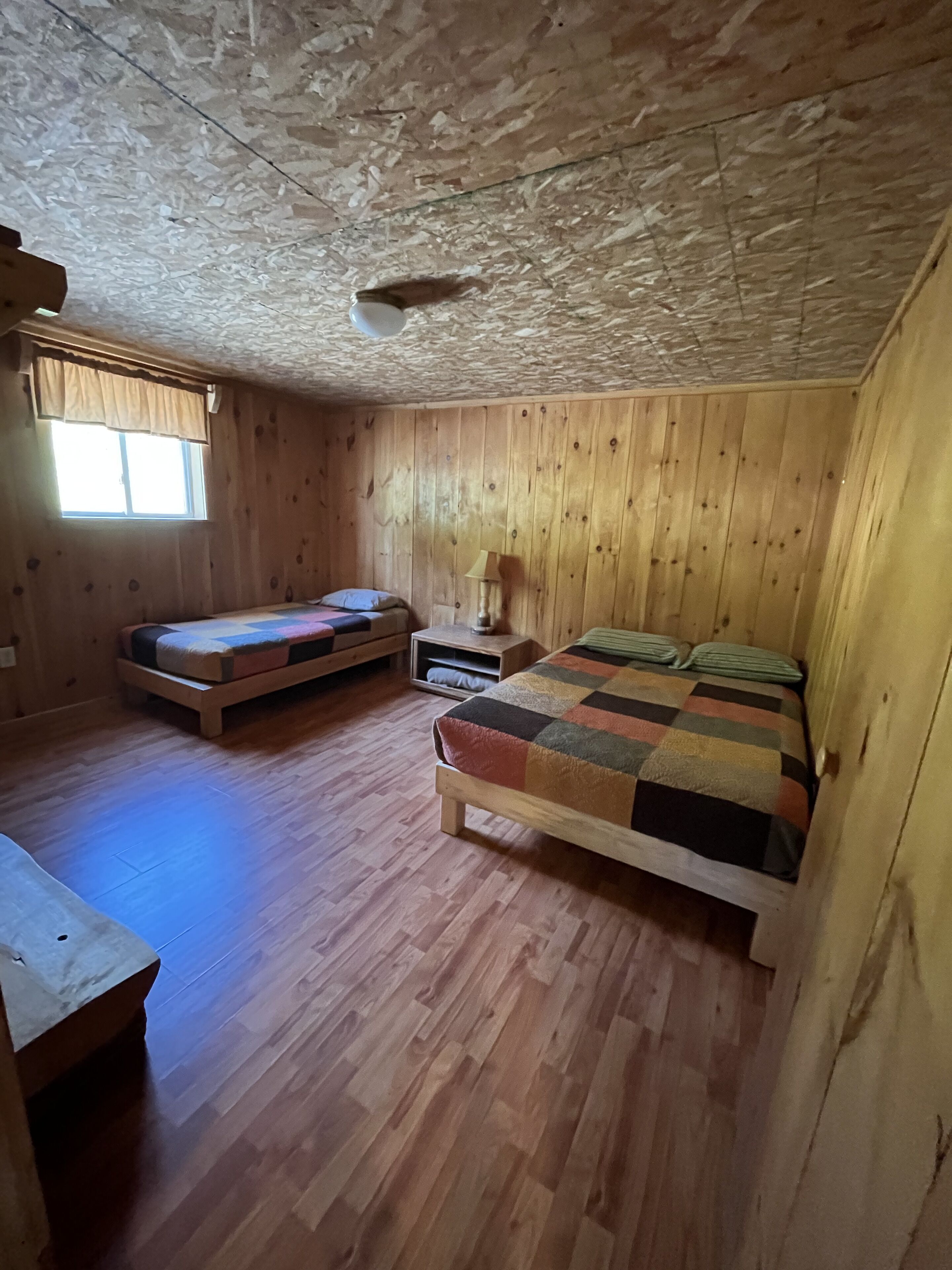 5 間睡房、可攜式嬰兒床、免費 Wi-Fi、床單