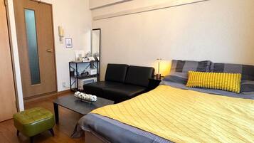 1 bedroom, desk, iron/ironing board, free WiFi