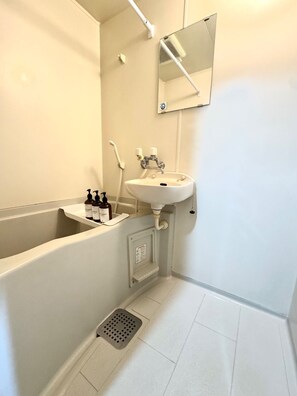 Hair dryer, towels