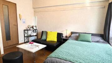 1 chambre, bureau, fer et planche à repasser, Wi-Fi gratuit