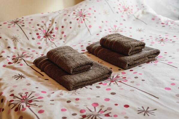 1 Schlafzimmer, Schreibtisch, Bügeleisen/Bügelbrett, kostenloses WLAN