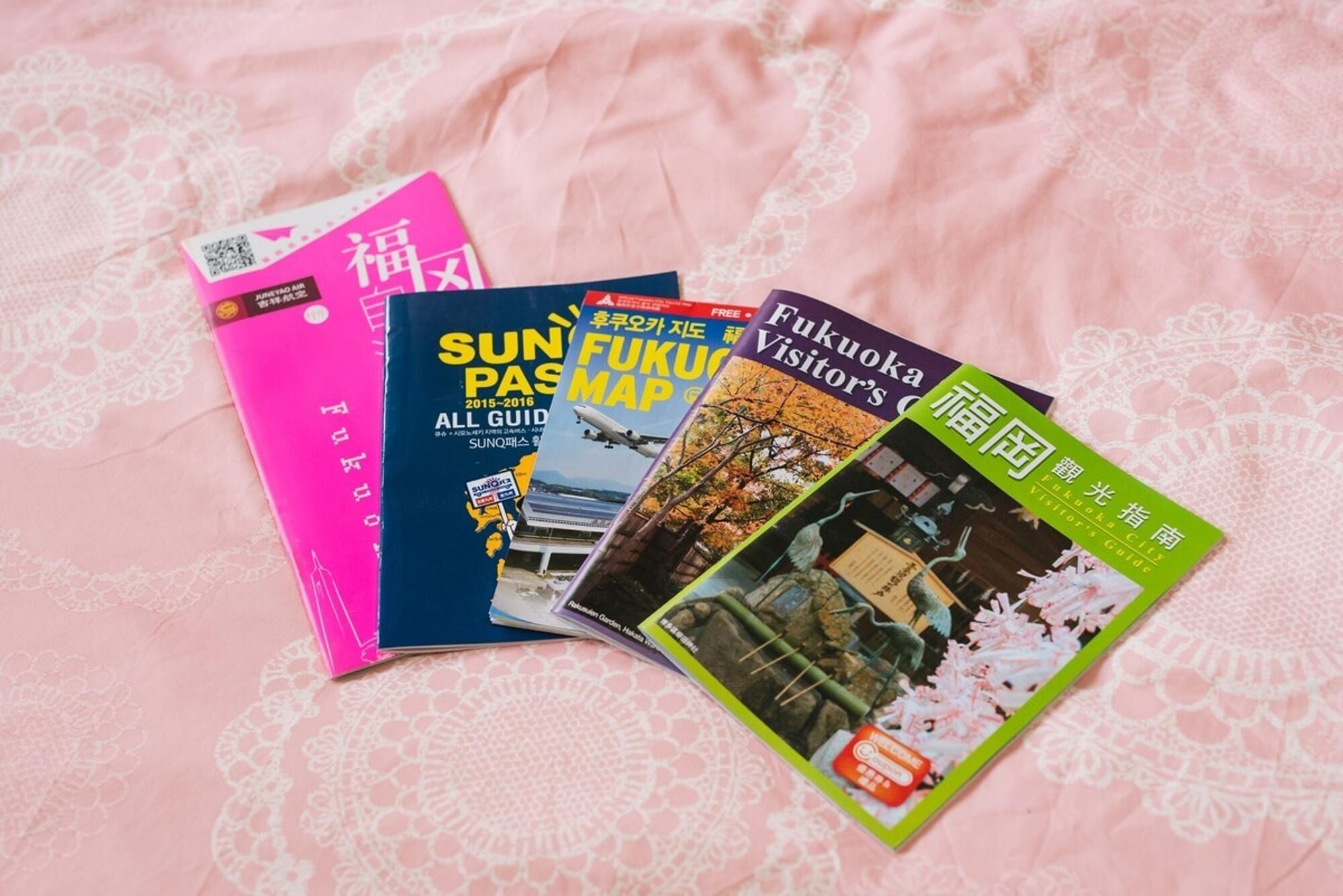 1 室のベッドルーム、デスク、WiFi (無料)、ベッドシーツ