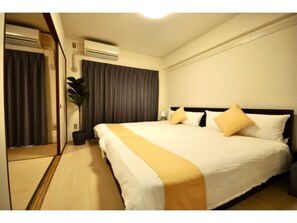 1 bedroom, desk, free WiFi, bed sheets