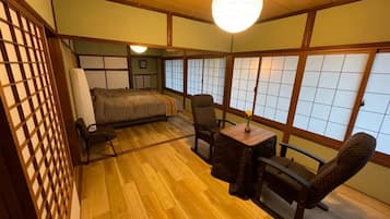 2 多间卧室、办公桌、熨斗/熨衣板、免费 WiFi
