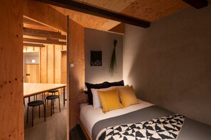 5 Schlafzimmer, Schreibtisch, kostenloses WLAN, Bettwäsche