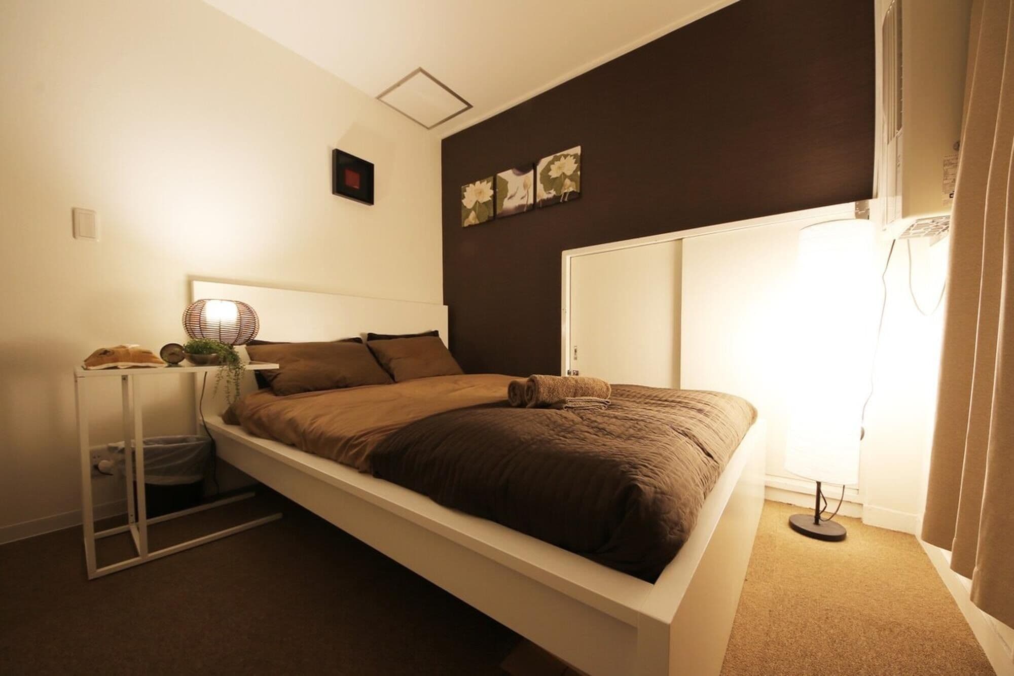 4 camere, una scrivania, ferro/asse da stiro, Wi-Fi gratuito