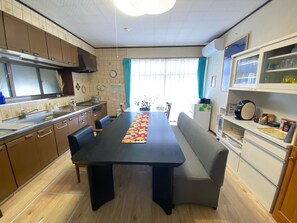 Fridge, microwave, stovetop, cookware/dishes/utensils