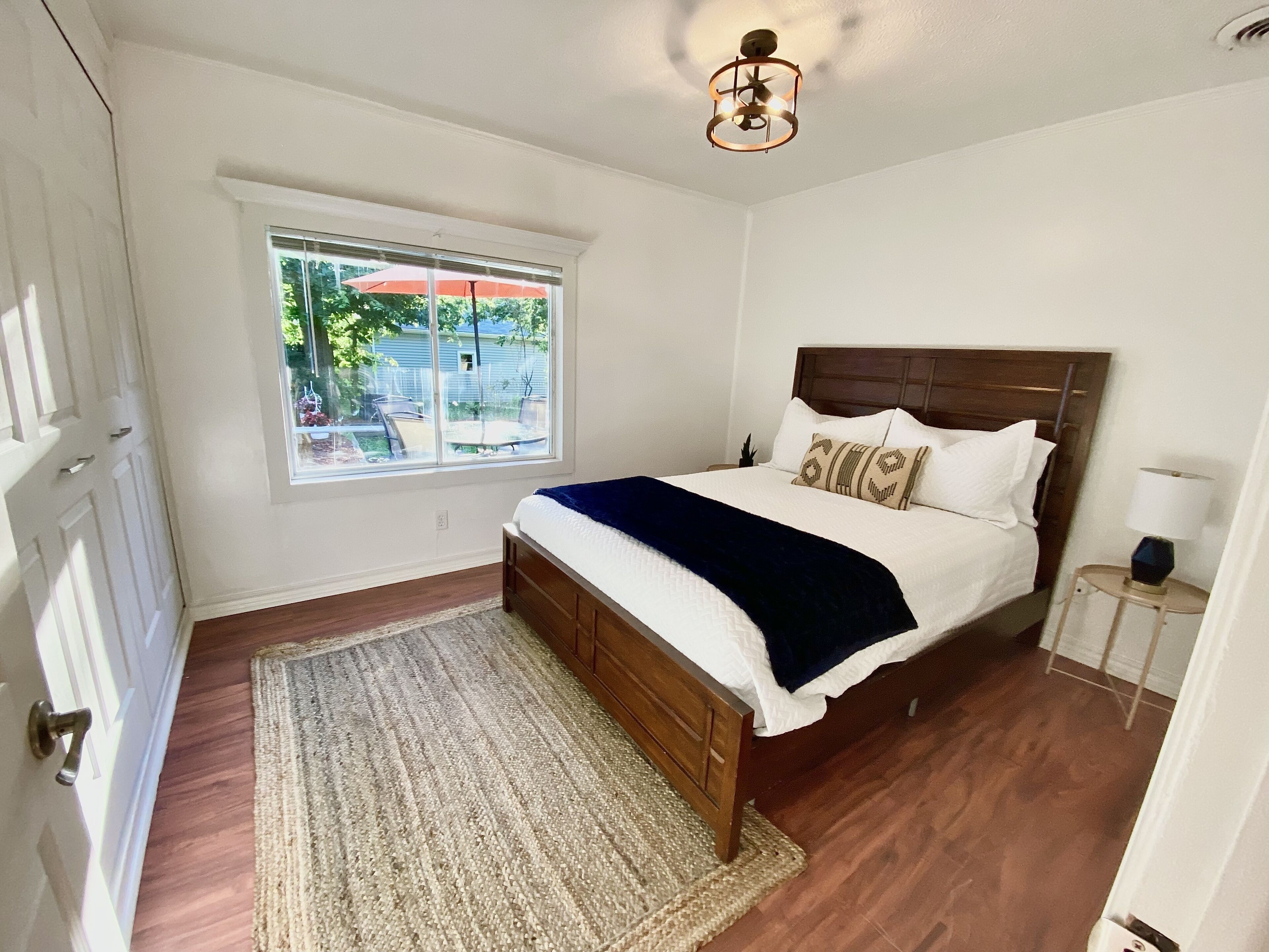 2 bedrooms, iron/ironing board, travel cot, free WiFi