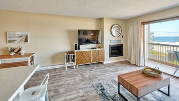 TV, fireplace, DVD player, ping pong