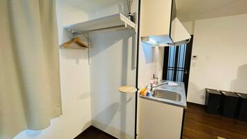 Secador de pelo y toallas