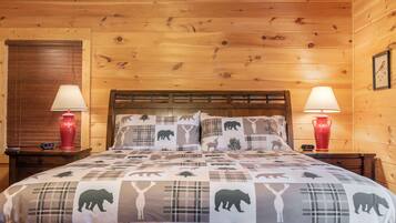 3 bedrooms, desk, iron/ironing board, WiFi