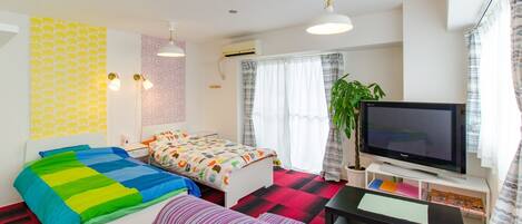 1 slaapkamer, een bureau, een strijkplank/strijkijzer, gratis wifi