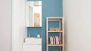 1 bedroom, desk, iron/ironing board, free WiFi