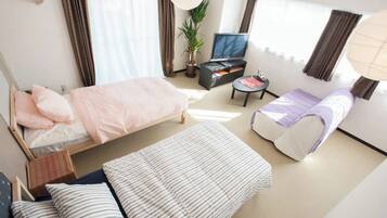 1 bedroom, desk, iron/ironing board, free WiFi