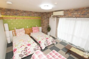 1 bedroom, desk, iron/ironing board, free WiFi