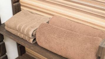 1 多间卧室、办公桌、熨斗/熨衣板、免费 WiFi