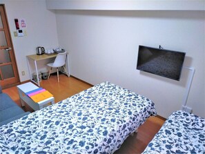 1 slaapkamer, een bureau, gratis wifi, beddengoed