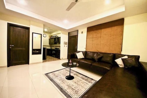 Executive Heights Apartments