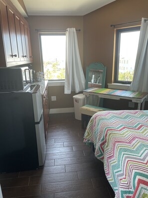 1 bedroom, iron/ironing board, WiFi