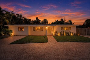 Exterior - Resort-Style Oasis | Heat Pool | Tiki I Near Beach (Pompano Beach)